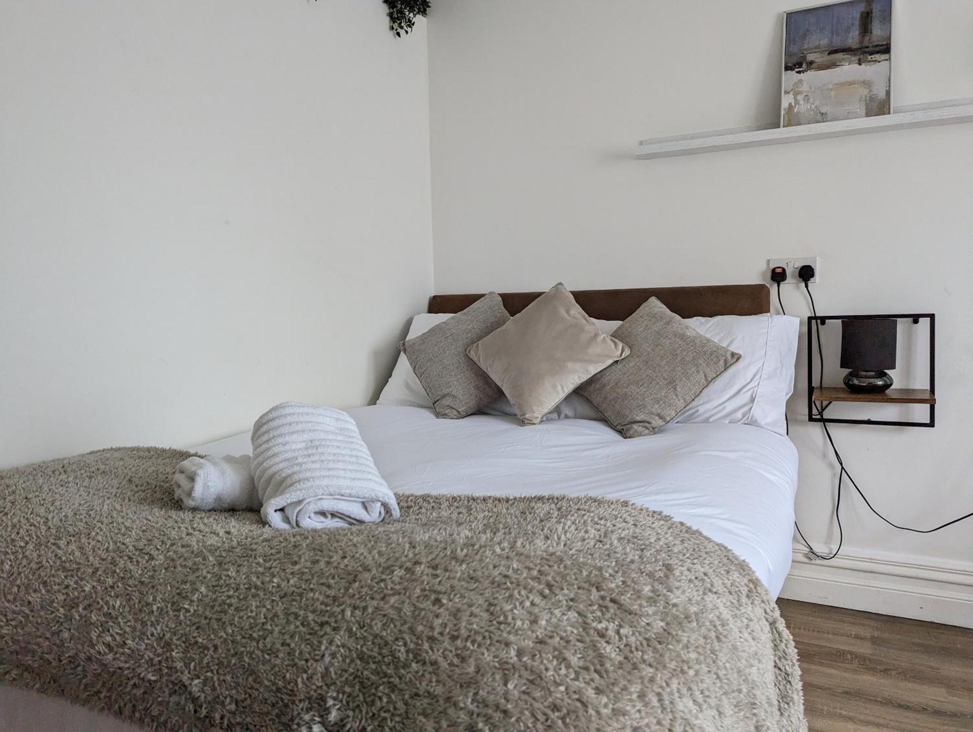 Serene 1 Bedroom Flat In Roath Cardiff Exterior foto